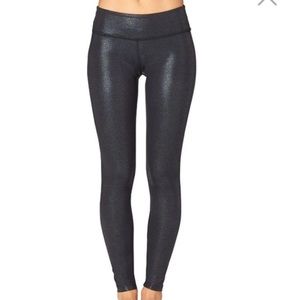 Beyond yoga glass half full leggings